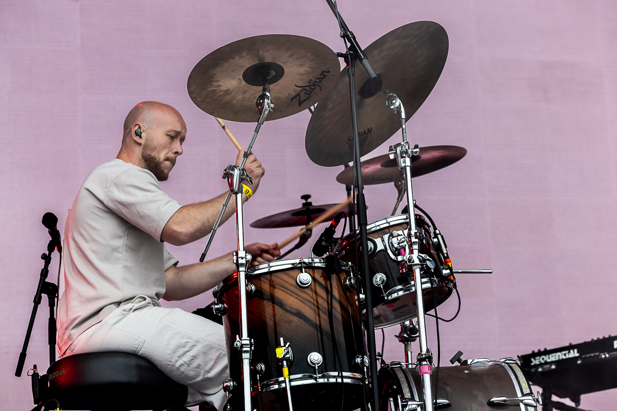 Emma Bale @ Beach Festival Nieuwpoort 2025, picture 11, photographed by Marc Verdonck - FrontView Magazine