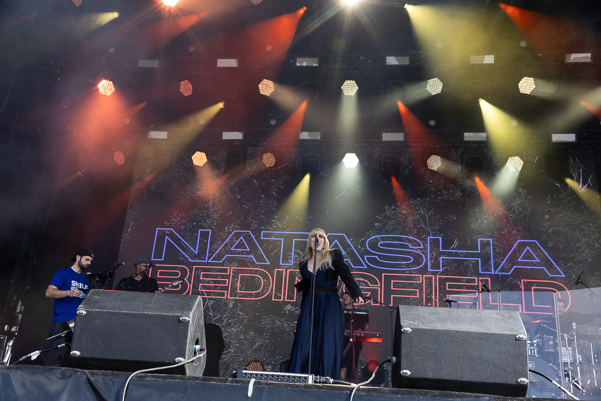 Natasha Bedingfield @ Beach Festival Nieuwpoort 2025, picture 8, photographed by Marc Verdonck - FrontView Magazine