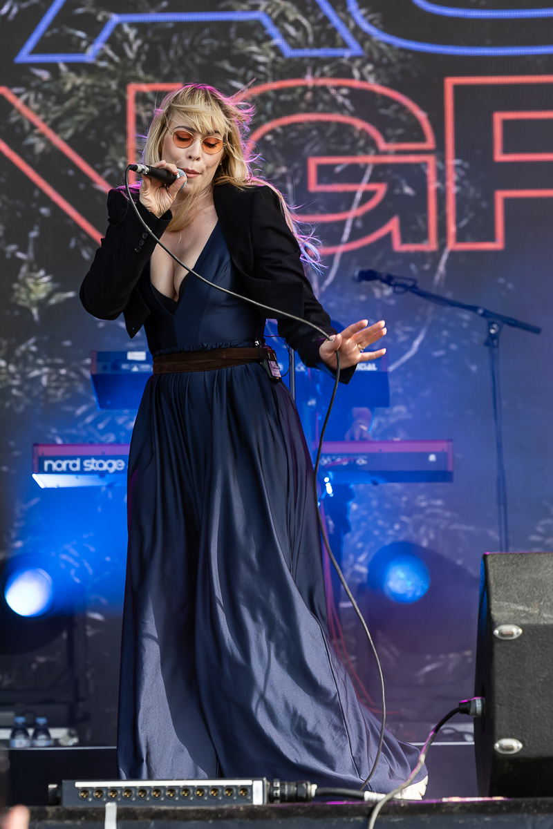Natasha Bedingfield @ Beach Festival Nieuwpoort 2025, picture 12, photographed by Marc Verdonck - FrontView Magazine