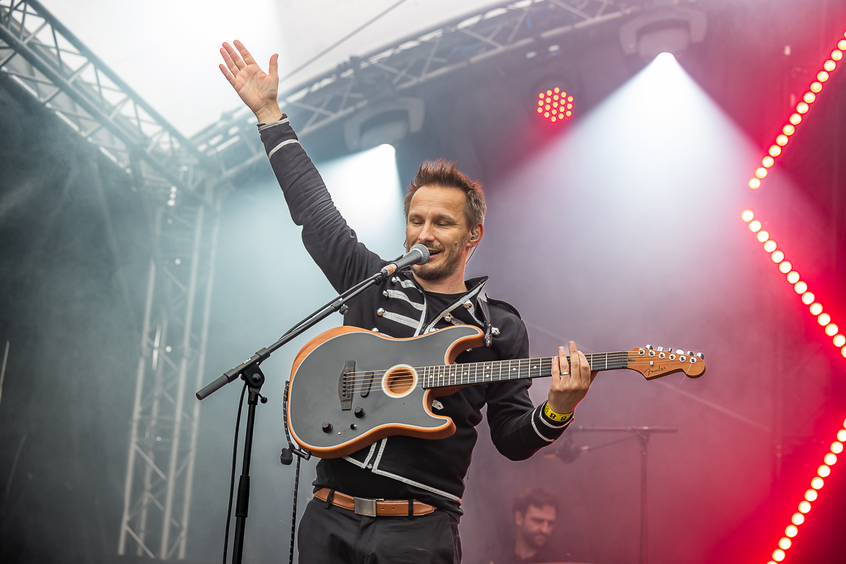 Zinger @ Beach Festival Nieuwpoort 2025, picture 4, photographed by Marc Verdonck - FrontView Magazine