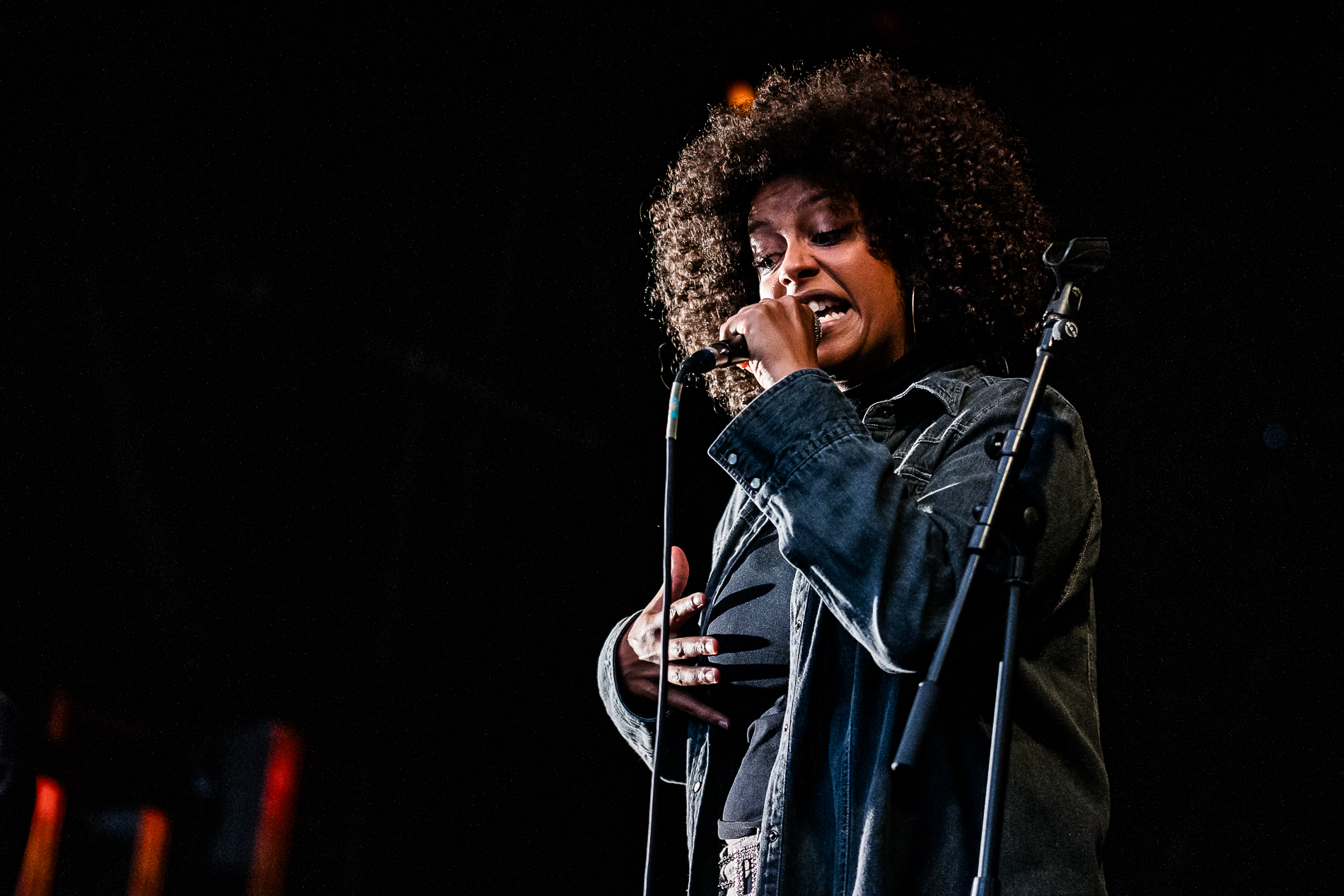 Adja @ Beleuvenissen, picture 14, photographed by Jürgen Bruynooghe - FrontView Magazine
