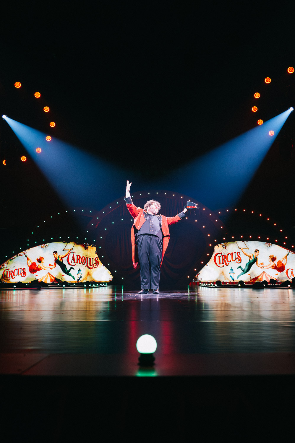 Circus Camille @ Klein Strand Oostende, picture 4, photographed by Sylvie De Meyer - FrontView Magazine