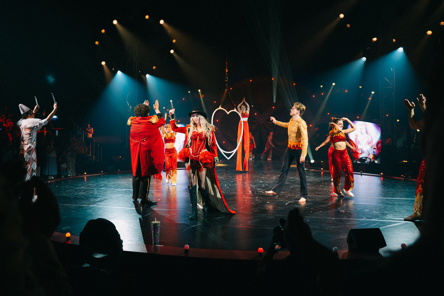 Circus Camille @ Klein Strand Oostende, picture 20, photographed by Sylvie De Meyer - FrontView Magazine
