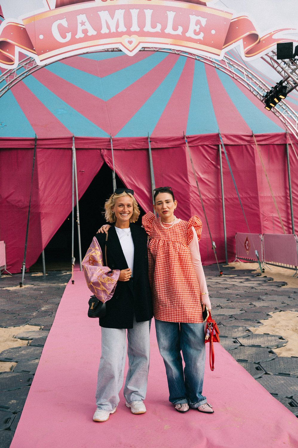Circus Camille @ Klein Strand Oostende, picture 27, photographed by Sylvie De Meyer - FrontView Magazine