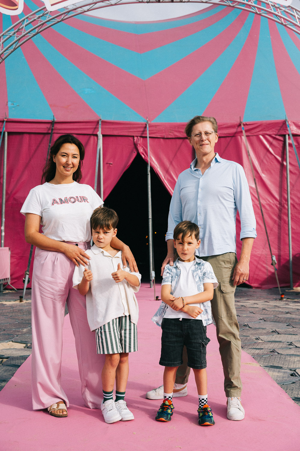Circus Camille @ Klein Strand Oostende, picture 33, photographed by Sylvie De Meyer - FrontView Magazine