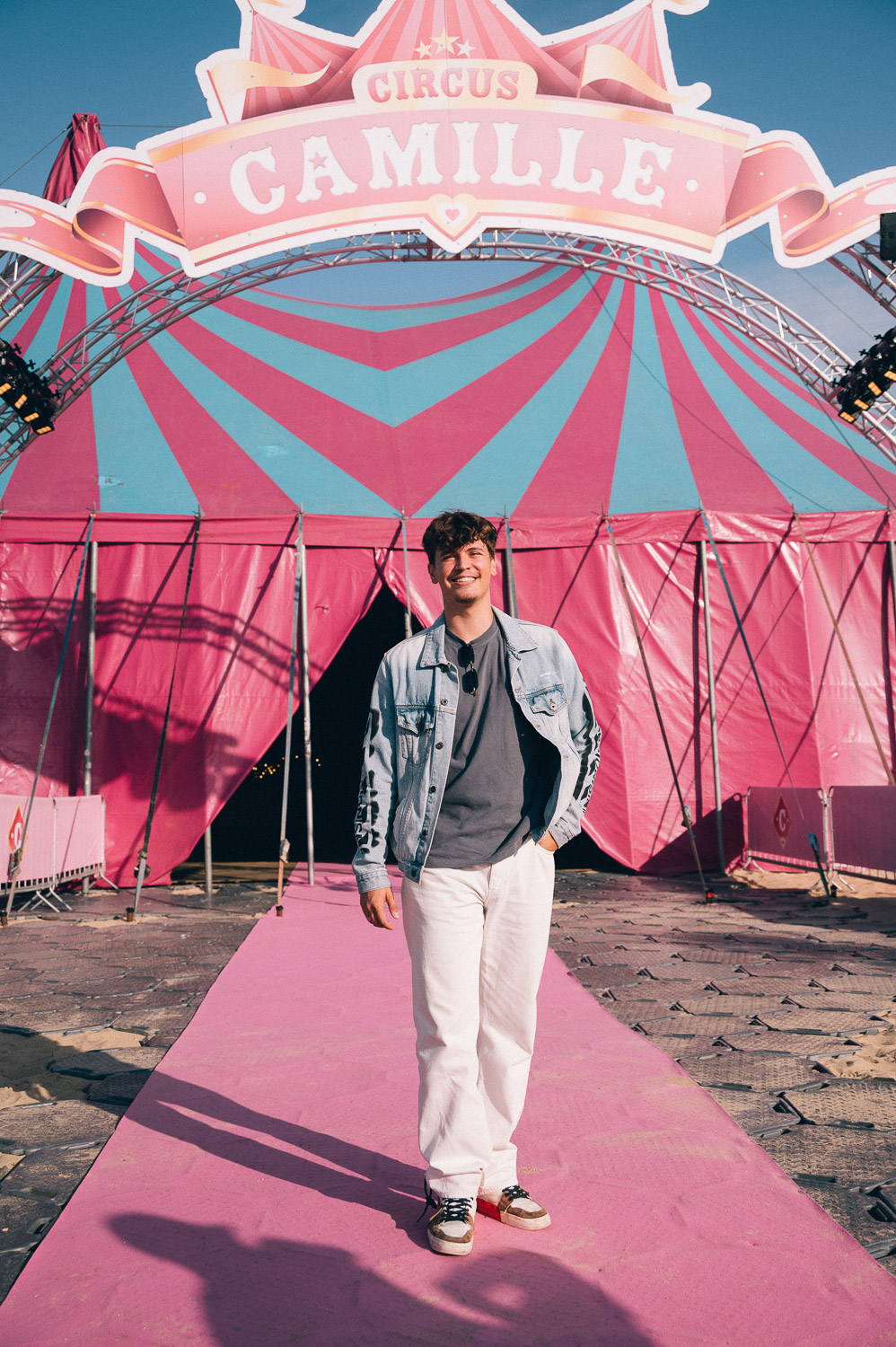 Circus Camille @ Klein Strand Oostende, picture 63, photographed by Sylvie De Meyer - FrontView Magazine