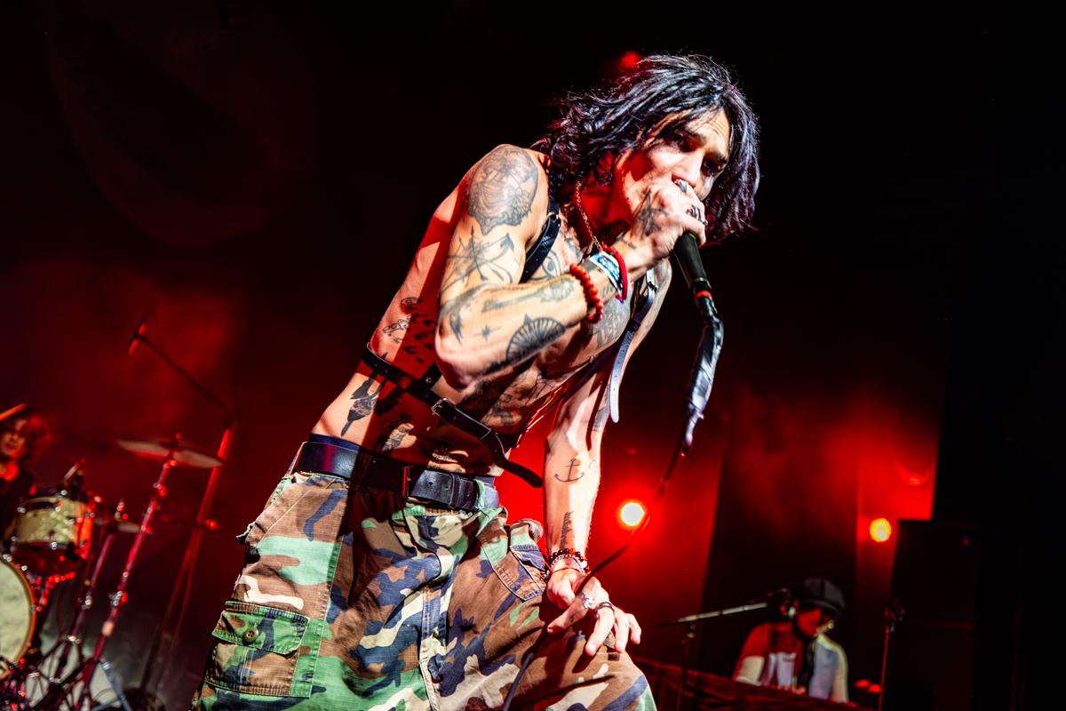 Palaye Royale @ Effenaar, foto 4, foto's door Dorien Goetschalckx - FrontView Magazine