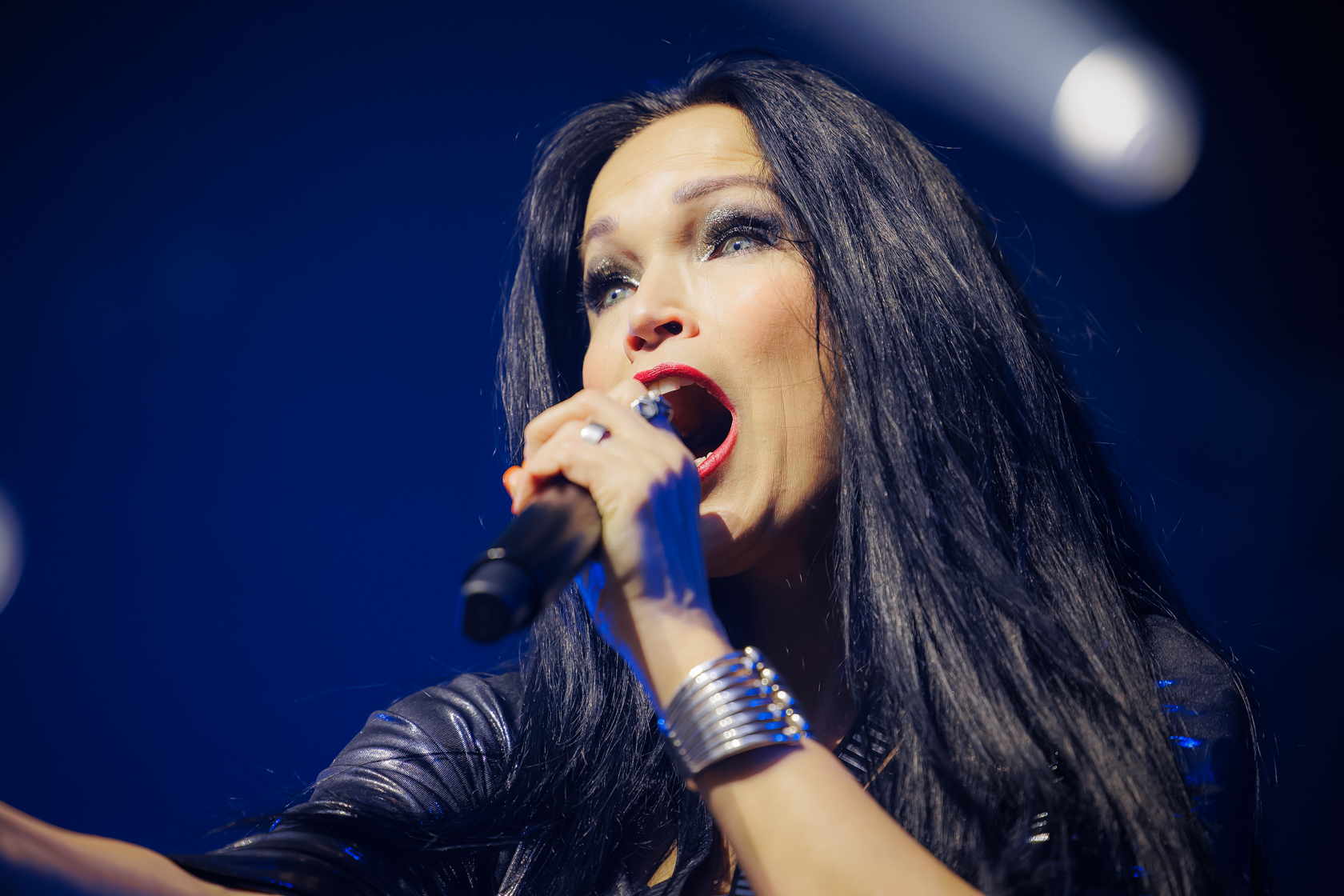 Tarja Live @ 013, picture 2, photographed by Paul Jongeneelen - FrontView Magazine