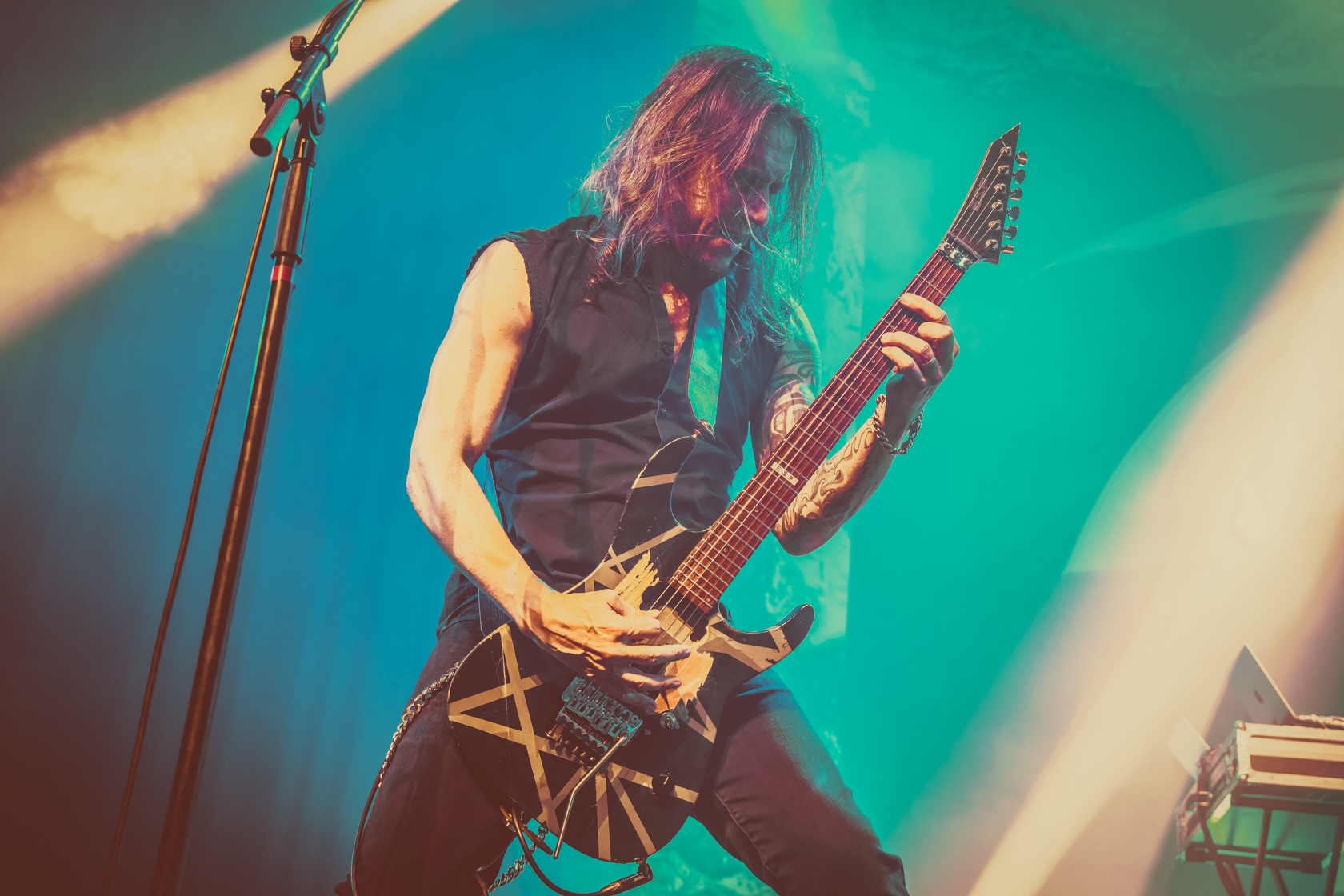 Tarja Live @ 013, picture 8, photographed by Paul Jongeneelen - FrontView Magazine
