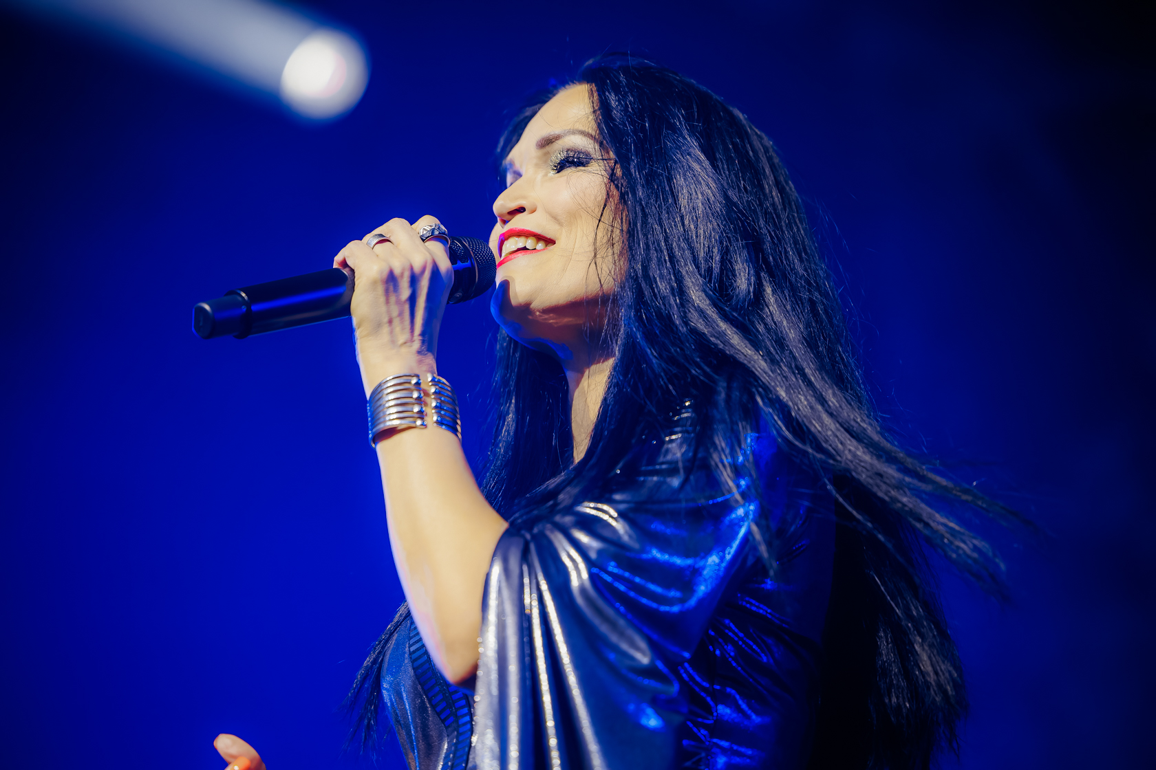Tarja Live @ 013, picture 11, photographed by Paul Jongeneelen - FrontView Magazine