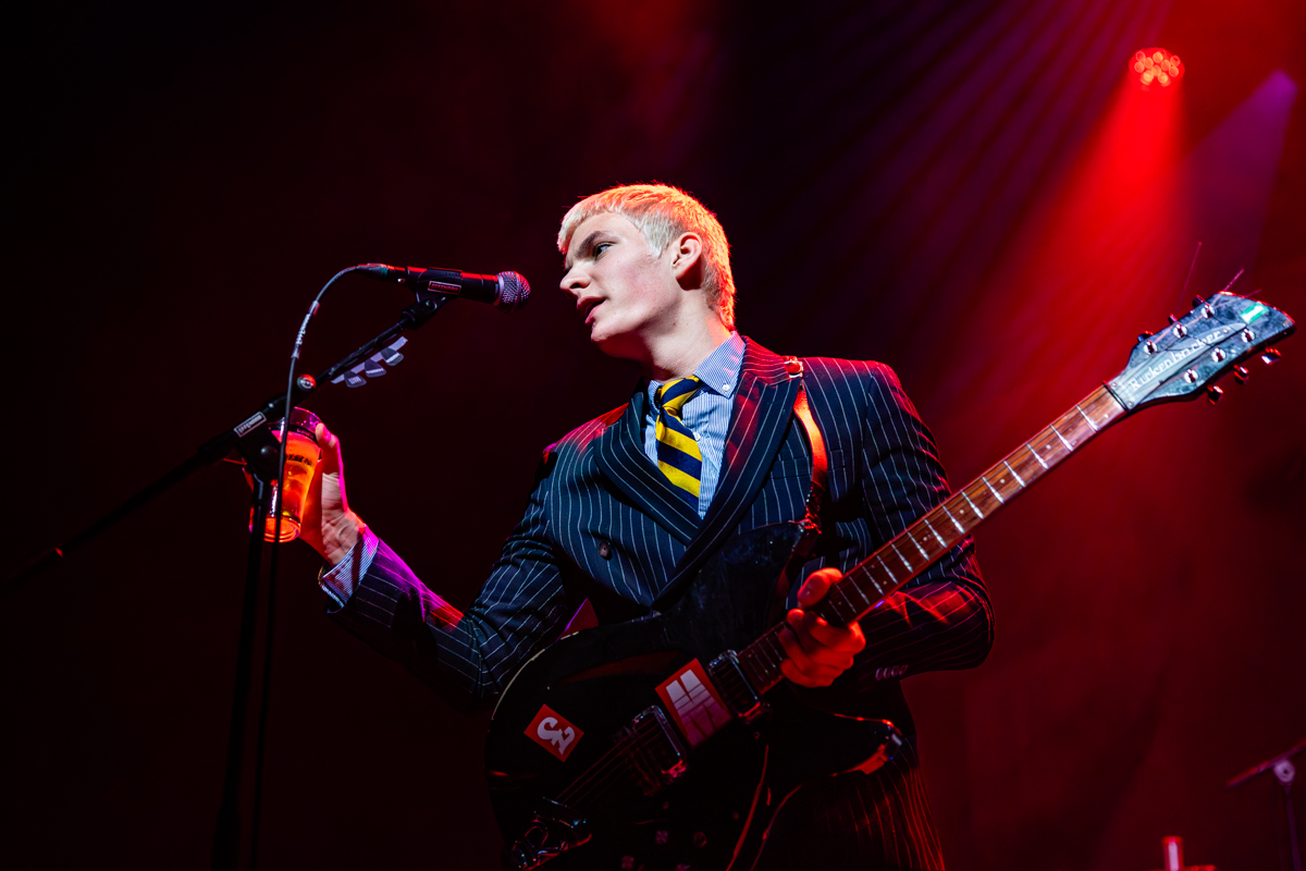 The Molotovs @ Effenaar, picture 9, photographed by Dorien Goetschalckx - FrontView Magazine