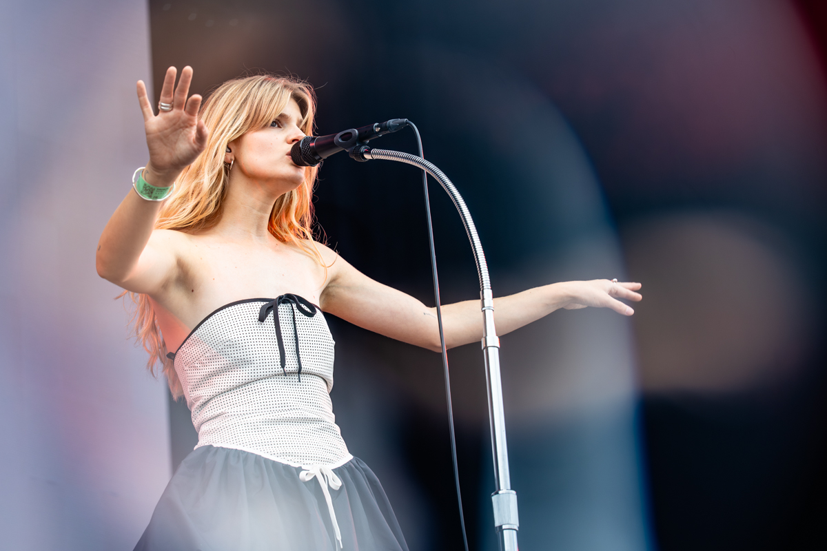 Emma Bale @ Suikerrock, foto 6, foto's door Dorien Goetschalckx - FrontView Magazine