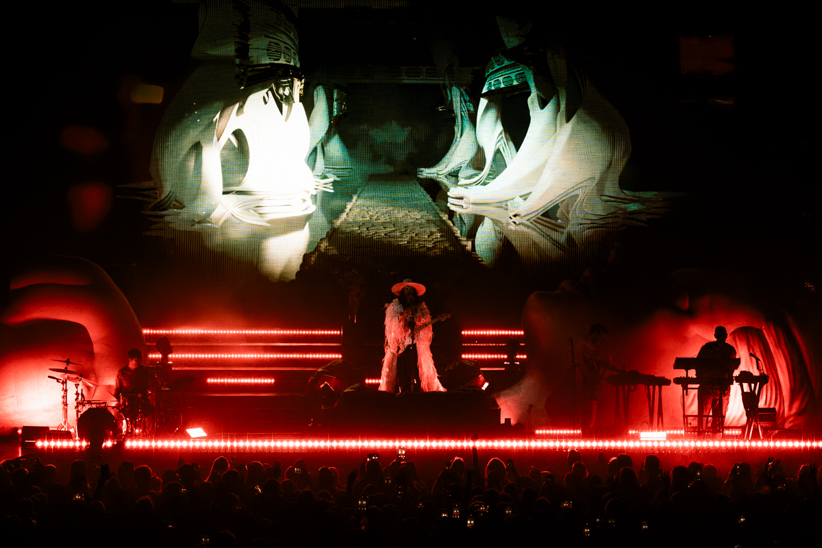 Empire Of The Sun @ 013, picture 21, photographed by Istvan Bruggen - FrontView Magazine