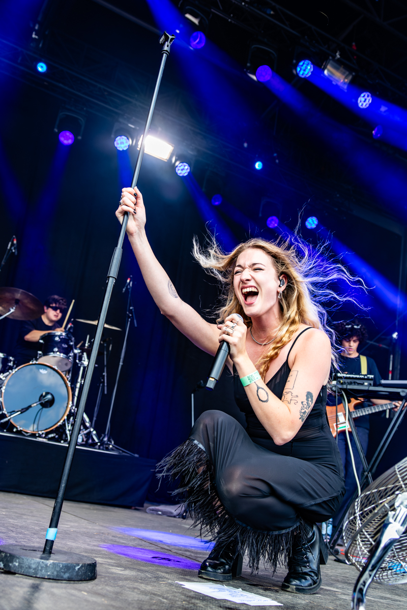 JEN @ Suikerrock, picture 10, photographed by Dorien Goetschalckx - FrontView Magazine