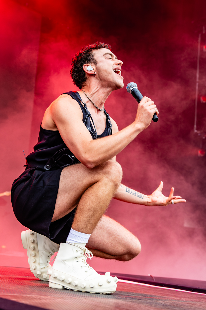 Olly Alexander @ Suikerrock, picture 10, photographed by Dorien Goetschalckx - FrontView Magazine
