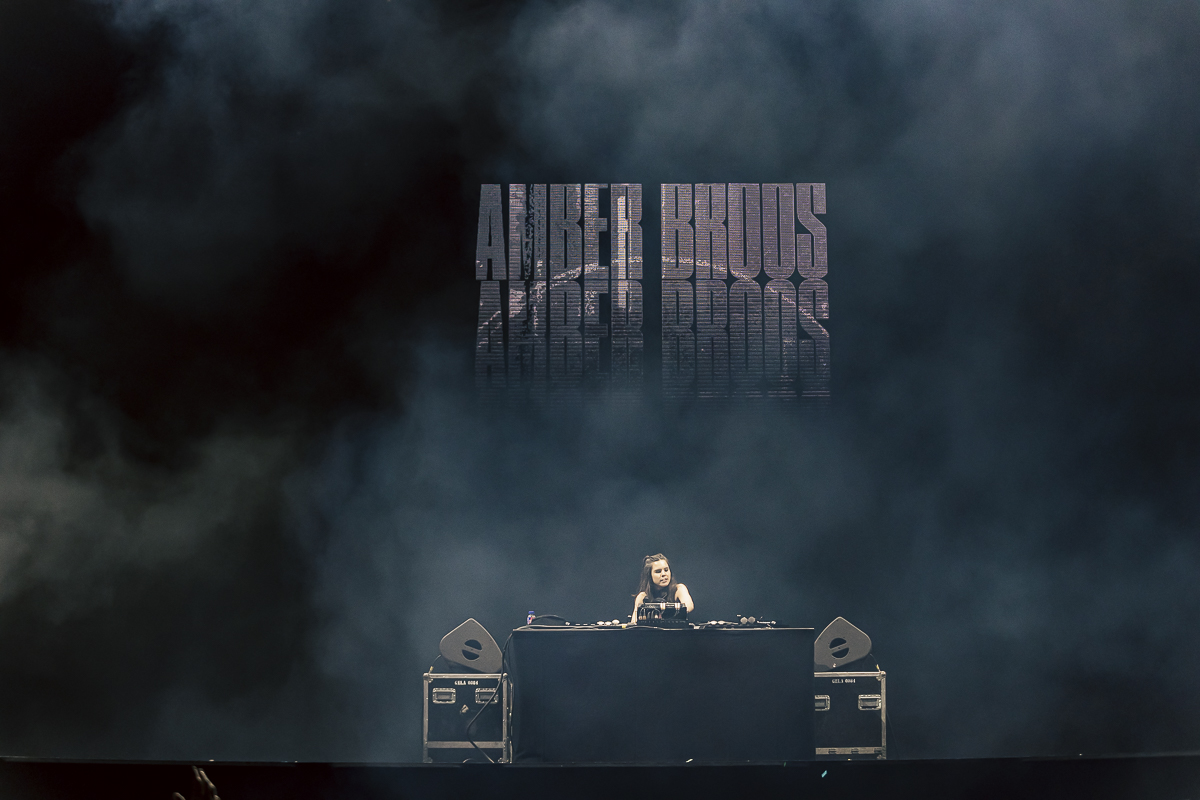 Amber Broos @ Lokerse Feesten, picture 8, photographed by Peter Smet - FrontView Magazine