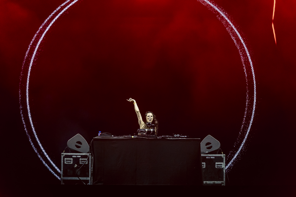 Amber Broos @ Lokerse Feesten, picture 10, photographed by Peter Smet - FrontView Magazine
