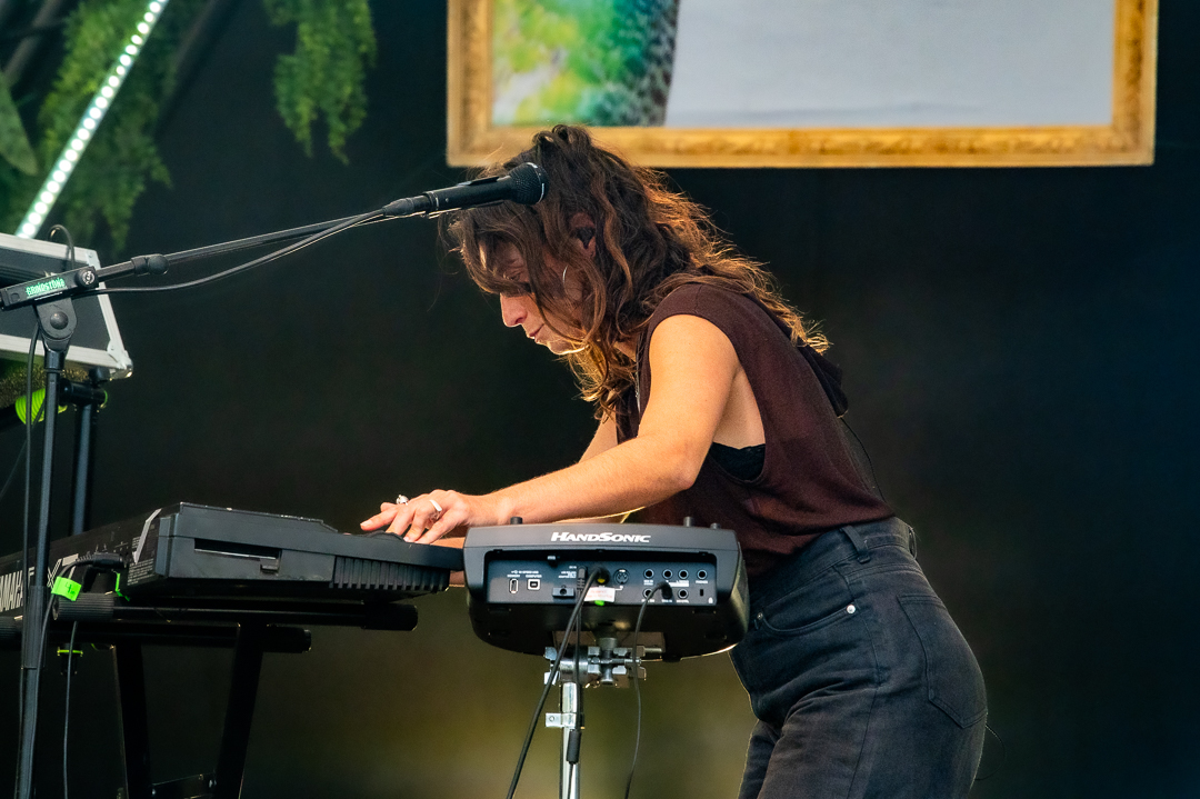 Julie Rains @ AFF, foto 9, foto's door Anoek Houben - FrontView Magazine
