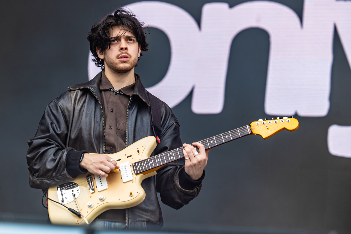 Only The Poets @ Suikerrock, picture 13, photographed by Dorien Goetschalckx - FrontView Magazine