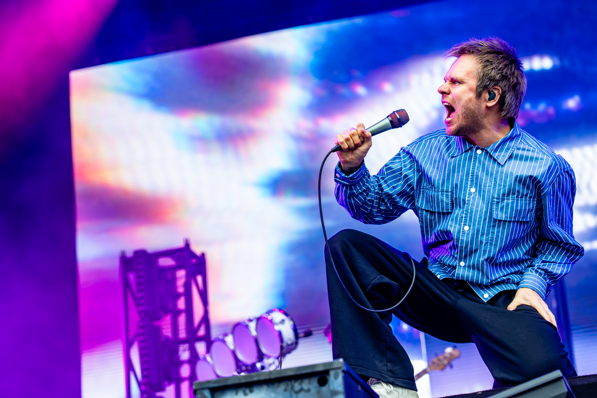 Enter Shikari @ Lokerse Feesten, picture 21, photographed by Dorien Goetschalckx - FrontView Magazine