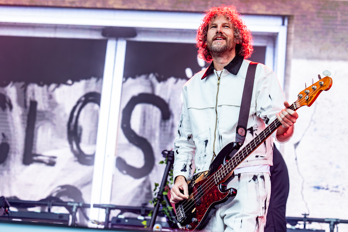 Kaiser Chiefs @ Suikerrock, picture 6, photographed by Dorien Goetschalckx - FrontView Magazine