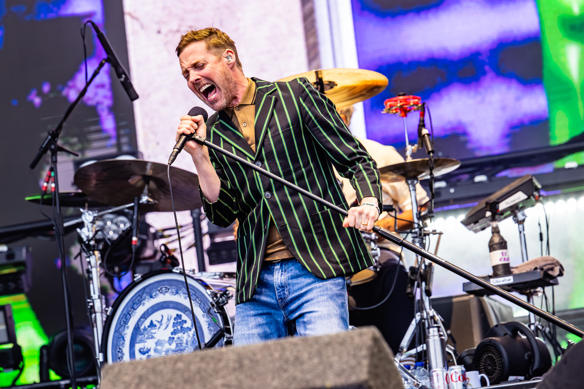 Kaiser Chiefs @ Suikerrock, picture 10, photographed by Dorien Goetschalckx - FrontView Magazine