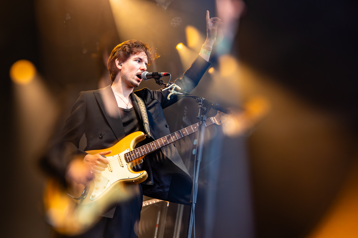 Milo Meskens @ Suikerrock, picture 4, photographed by Dorien Goetschalckx - FrontView Magazine