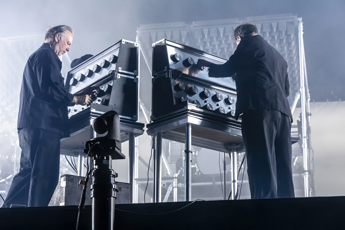 Soulwax @ Lokerse Feesten 2025, foto 12, foto's door Edwin Houdevelt - FrontView Magazine