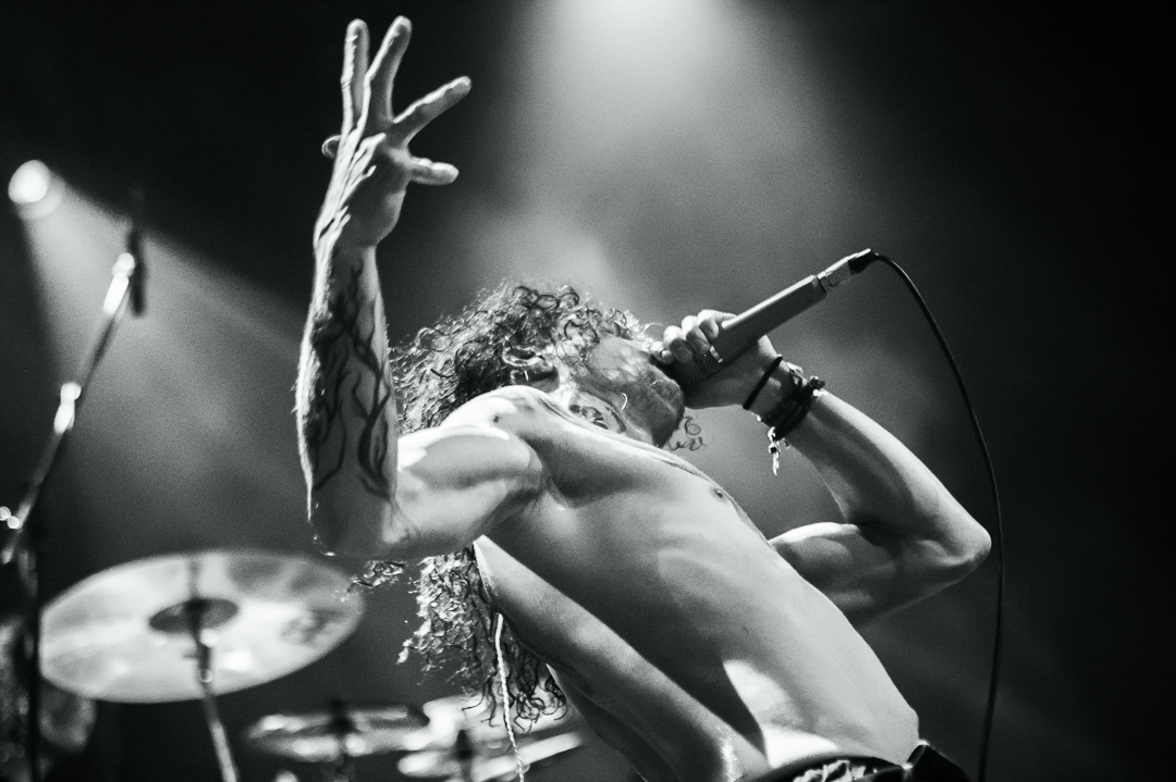 Angelmaker @ Nieuwe Nor, picture 15, photographed by Anoek Houben - FrontView Magazine