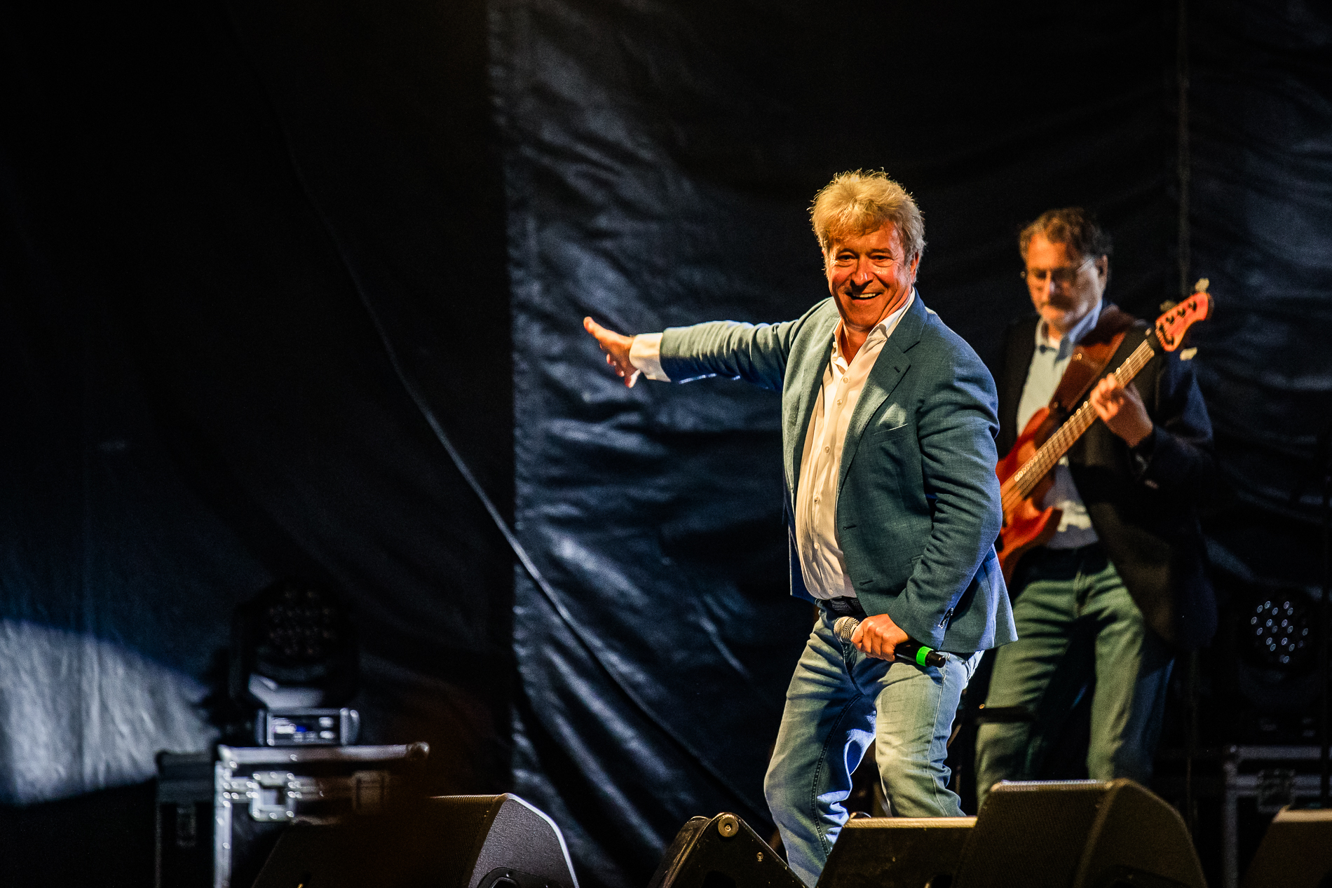 Margriet Hermans, Garry Hagger, Luc Steeno & Sam Gooris @ Beleuvenissen, picture 23, photographed by Jürgen Bruynooghe - FrontView Magazine