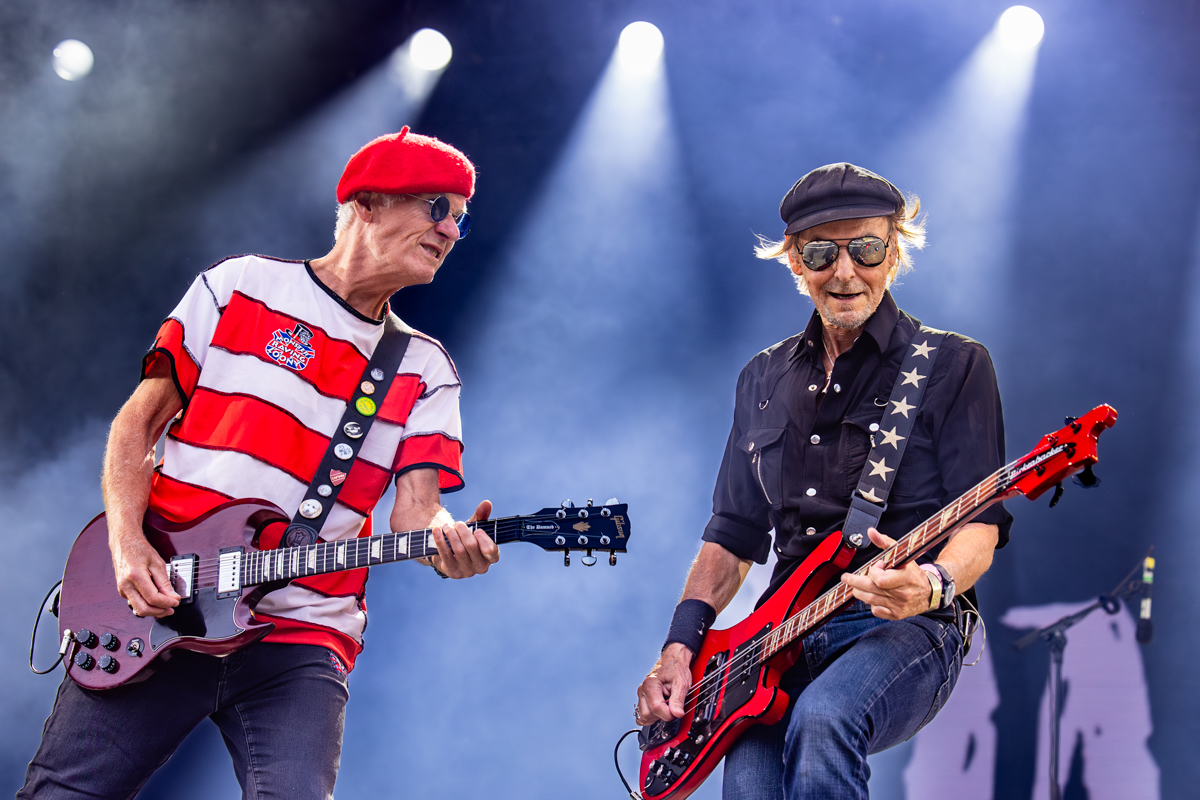 The Damned @ Lokerse Feesten, picture 9, photographed by Dorien Goetschalckx - FrontView Magazine