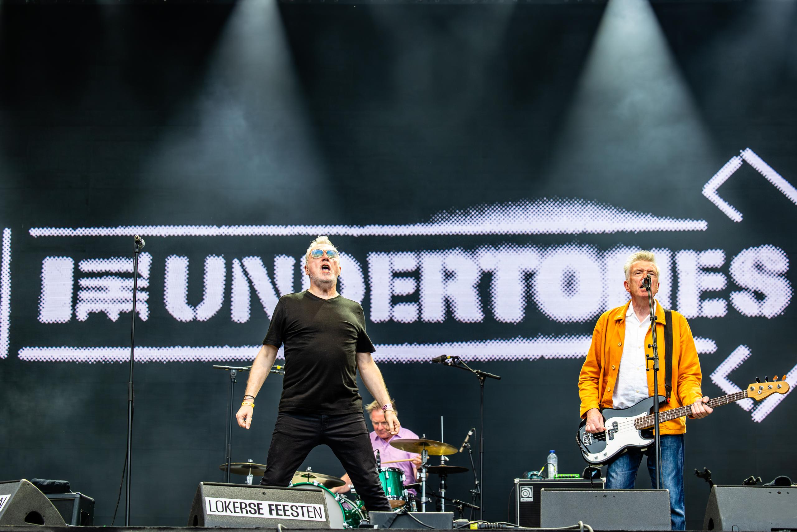 The Undertones @ Lokerse Feesten, picture 3, photographed by Dorien Goetschalckx - FrontView Magazine