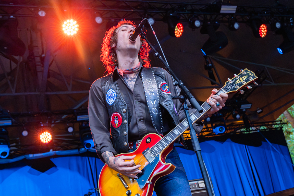 Daniel Romano's Outfit @ OLT, picture 1, photographed by Bruno Holvoet - FrontView Magazine