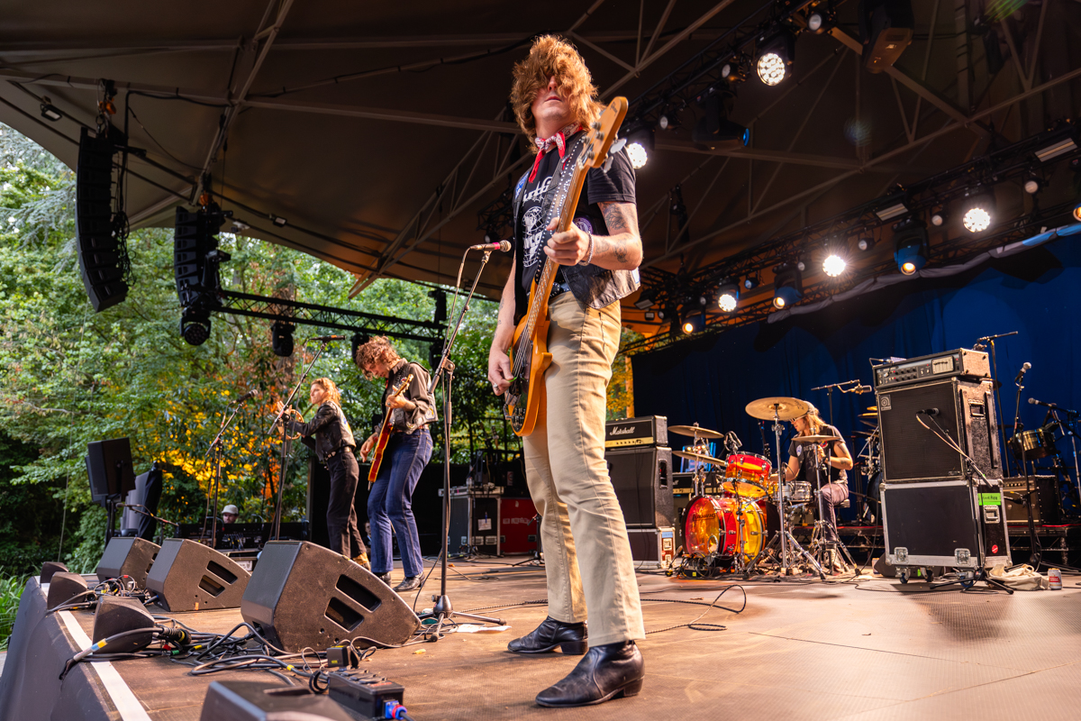 Daniel Romano's Outfit @ OLT, picture 6, photographed by Bruno Holvoet - FrontView Magazine