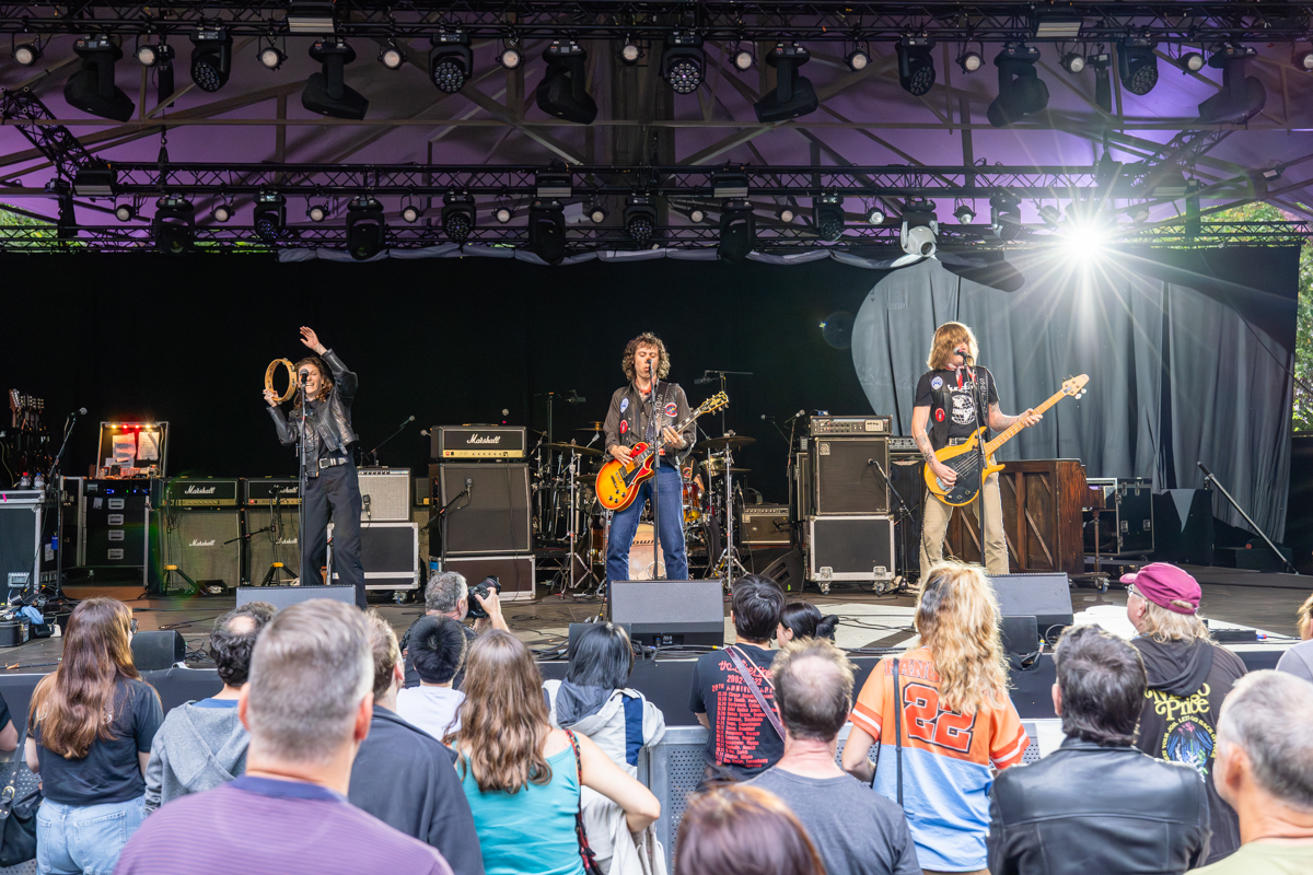 Daniel Romano's Outfit @ OLT, picture 8, photographed by Bruno Holvoet - FrontView Magazine