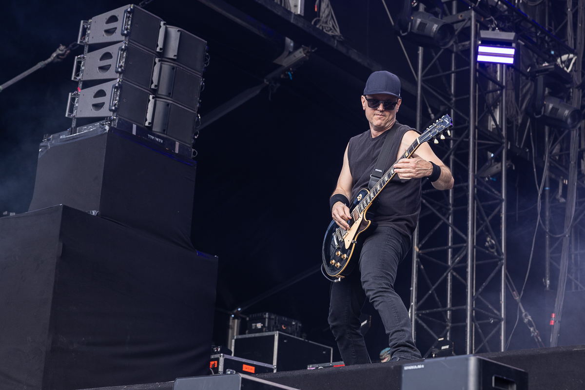 Helmet @ Lokerse Feesten, picture 9, photographed by David Johnson - FrontView Magazine