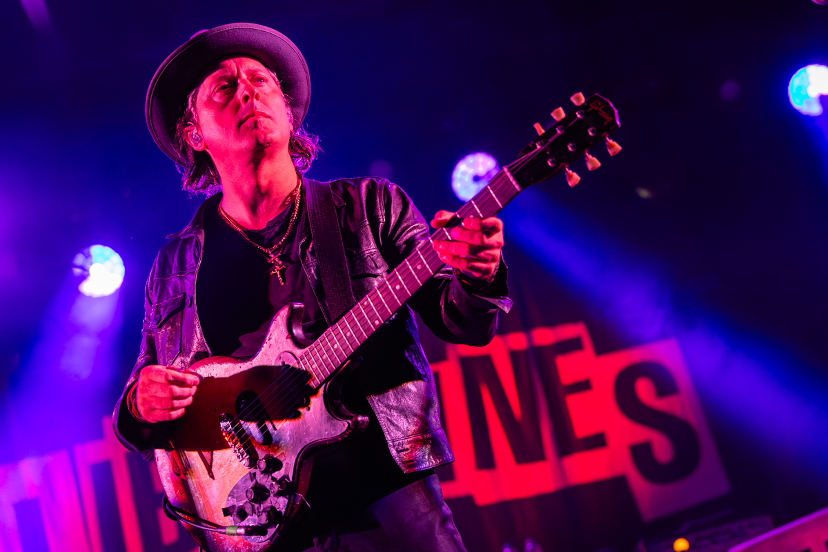 The Libertines @ OLT, picture 8, photographed by Bruno Holvoet - FrontView Magazine
