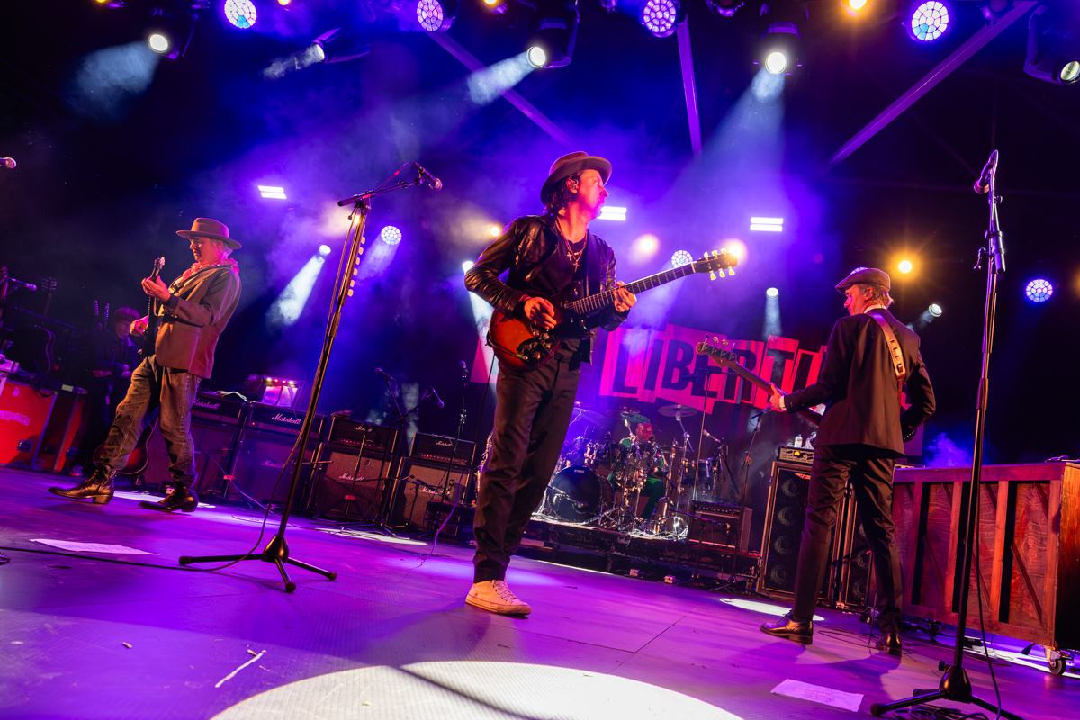 The Libertines @ OLT, picture 9, photographed by Bruno Holvoet - FrontView Magazine