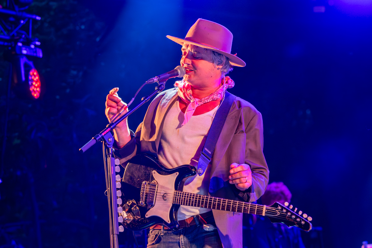 The Libertines @ OLT, picture 10, photographed by Bruno Holvoet - FrontView Magazine