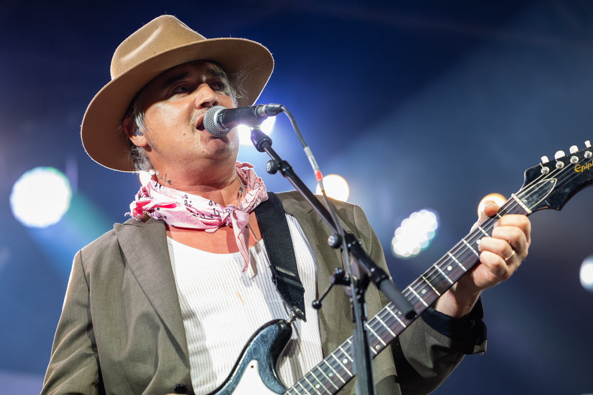 The Libertines @ OLT, picture 15, photographed by Bruno Holvoet - FrontView Magazine