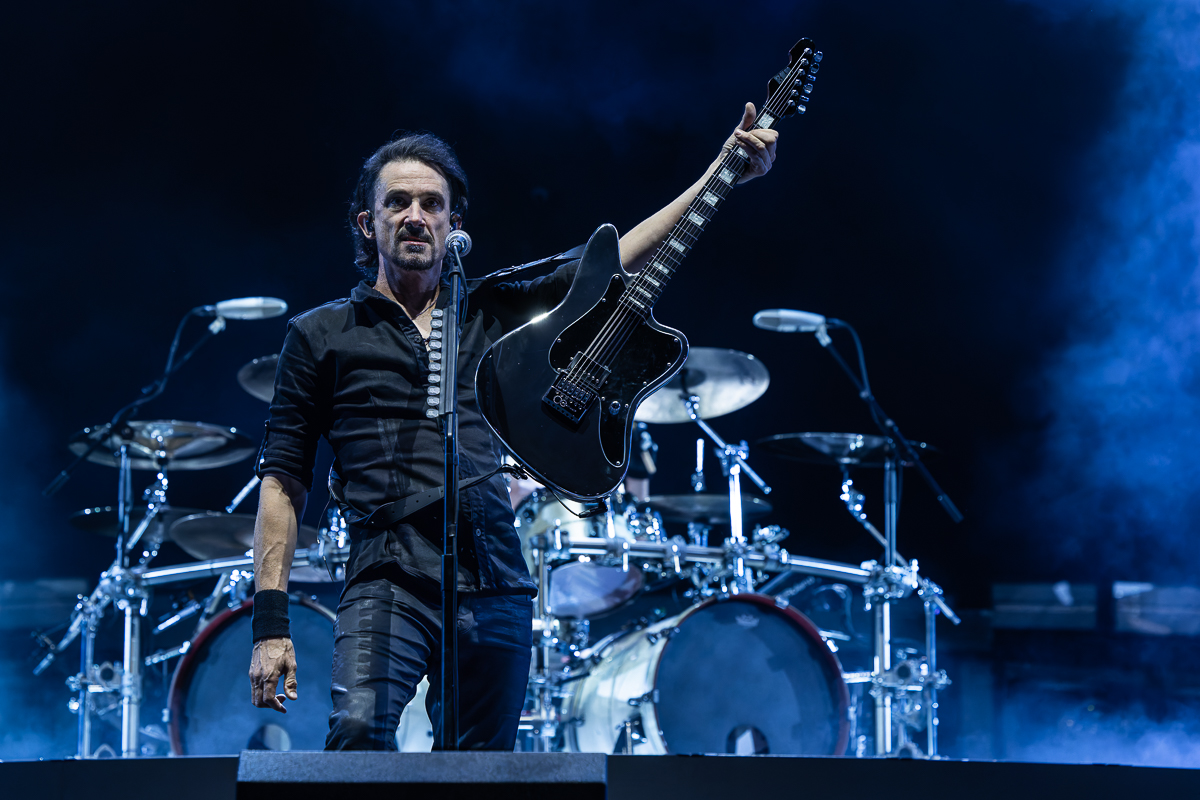 Gojira @ Lokerse Feesten, picture 16, photographed by David Johnson - FrontView Magazine