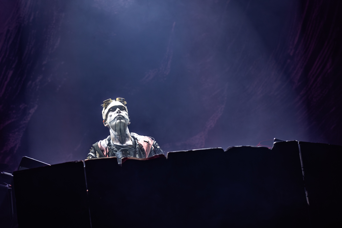 Dimmu Borgir @ 013, picture 6, photographed by Dorien Goetschalckx - FrontView Magazine