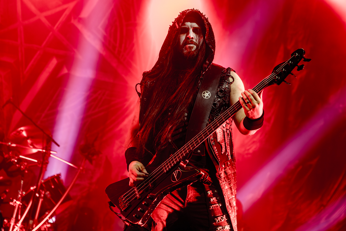 Dimmu Borgir @ 013, picture 9, photographed by Dorien Goetschalckx - FrontView Magazine