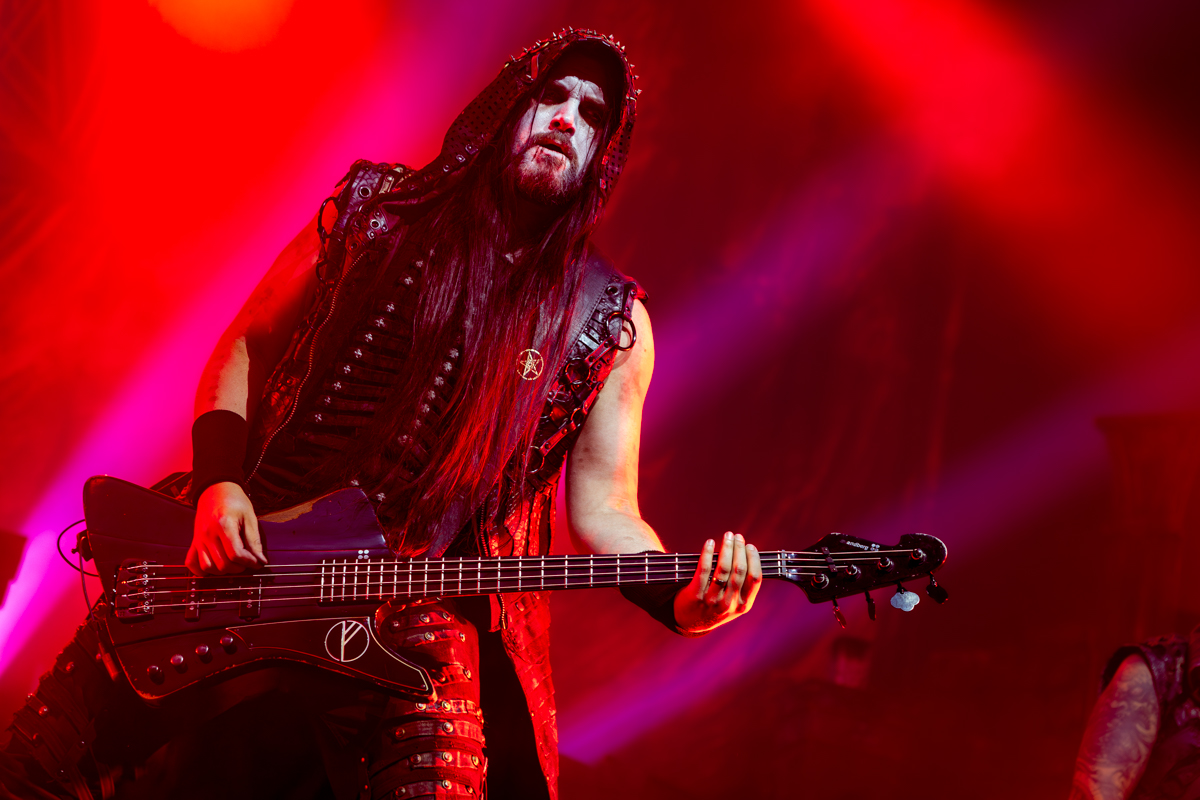 Dimmu Borgir @ 013, picture 12, photographed by Dorien Goetschalckx - FrontView Magazine