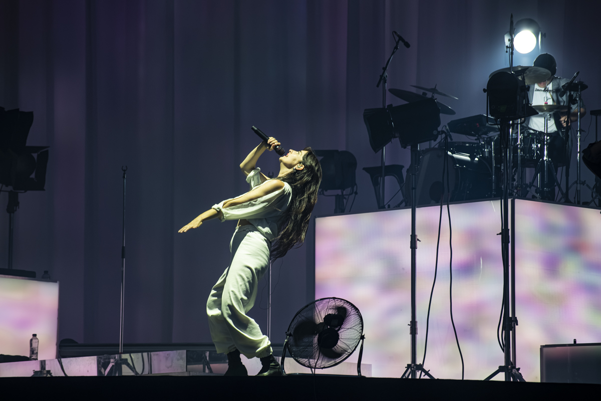 Eefje De Visser @ Lokerse Feesten, picture 25, photographed by Bart Janssens - FrontView Magazine