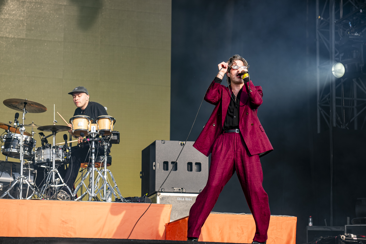 J. Bernardt @ Lokerse Feesten, picture 8, photographed by Bart Janssens - FrontView Magazine