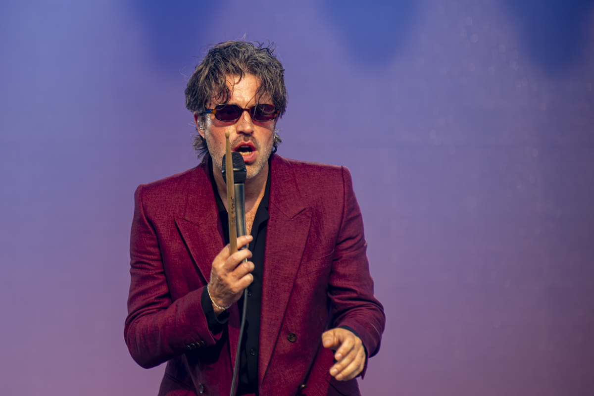 J. Bernardt @ Lokerse Feesten, picture 16, photographed by Bart Janssens - FrontView Magazine