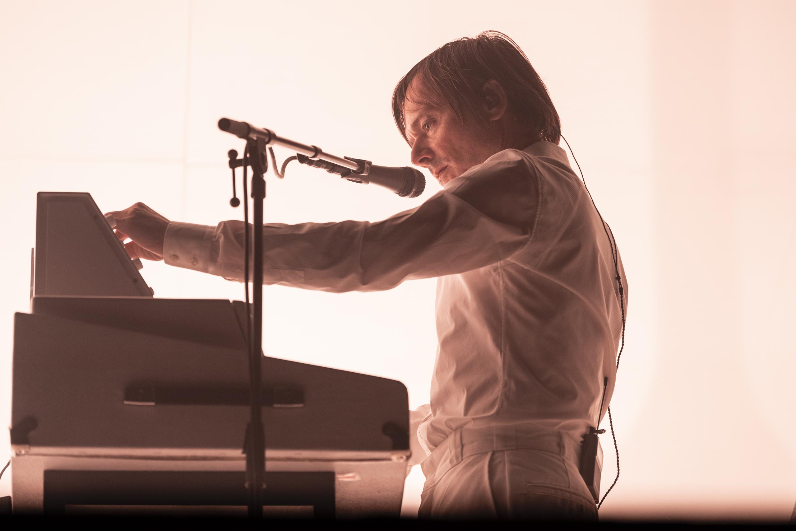 Air @ Lokerse Feesten, picture 3, photographed by Sandra Van Watermeulen - FrontView Magazine