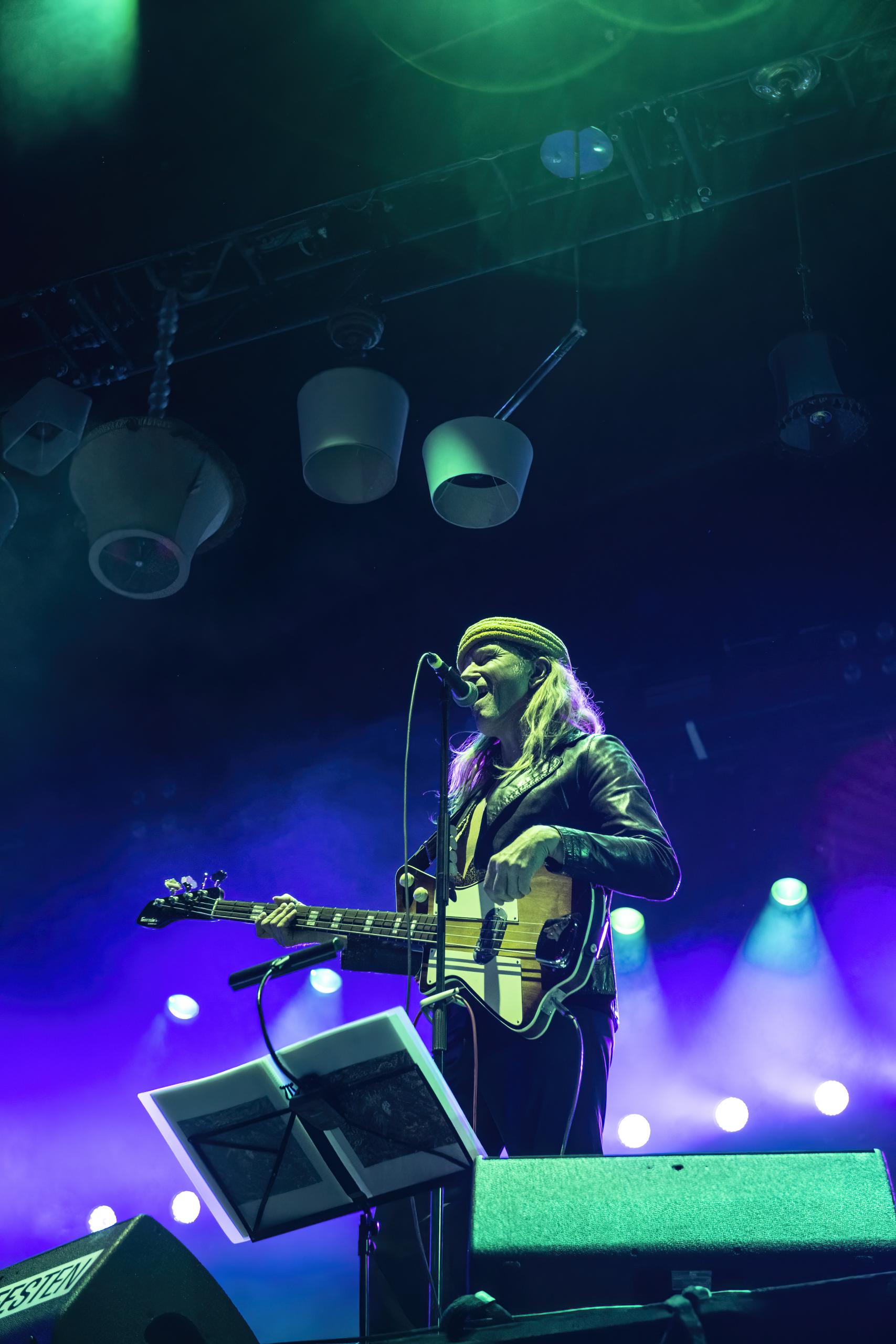 Deus @ Lokerse Feesten, picture 15, photographed by Sandra Van Watermeulen - FrontView Magazine