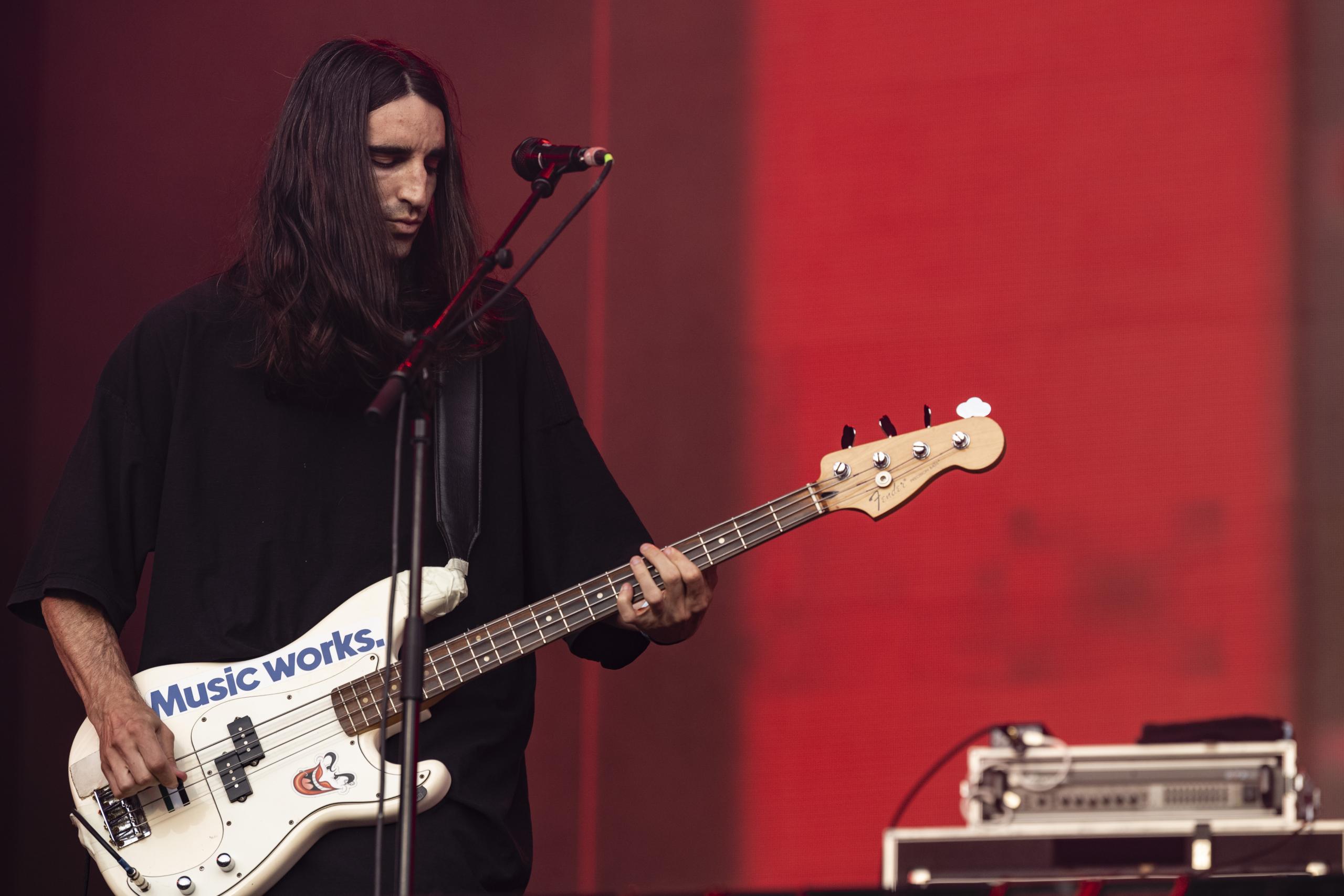 DIIV @ Lokerse Feesten, picture 8, photographed by Sandra Van Watermeulen - FrontView Magazine